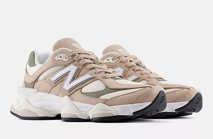 NEW BALANCE 9060 MINDFUL GREY con DARK OLIVINE