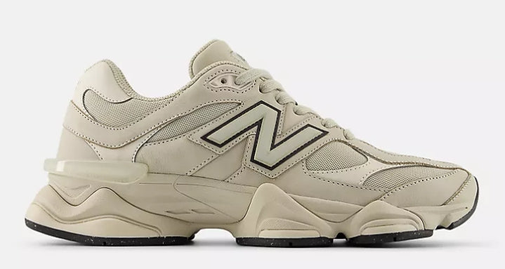 NEW BALANCE 9060 SHIPYARD con LINEN