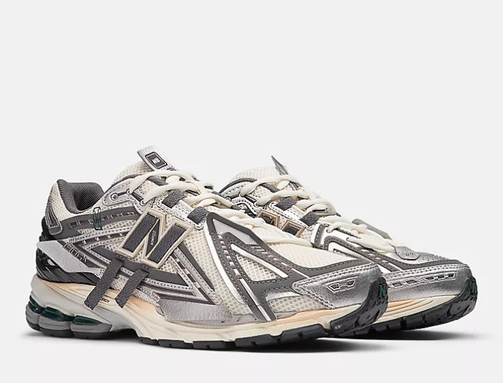 NEW BALANCE 1906