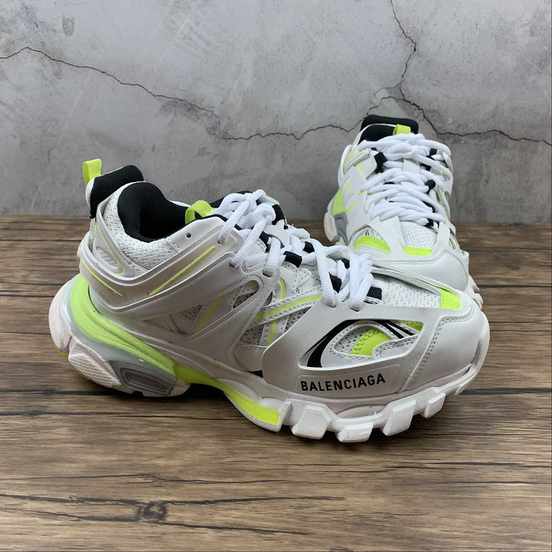 BALENCIAGA