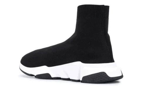 SNEAKER SPEED