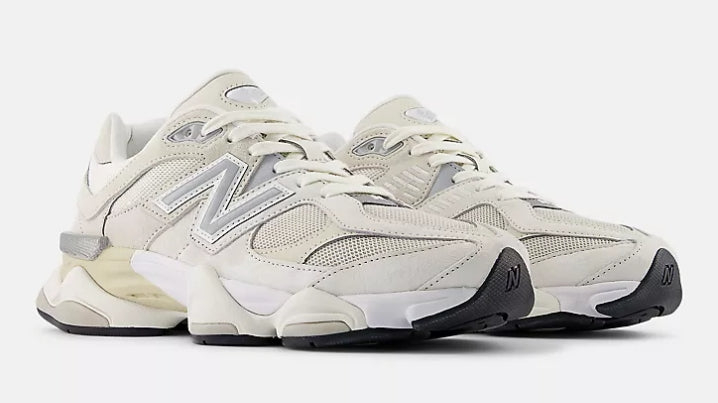 NEW BALANCE 9060 SEA SALT con MOONBEAM e Turtledove