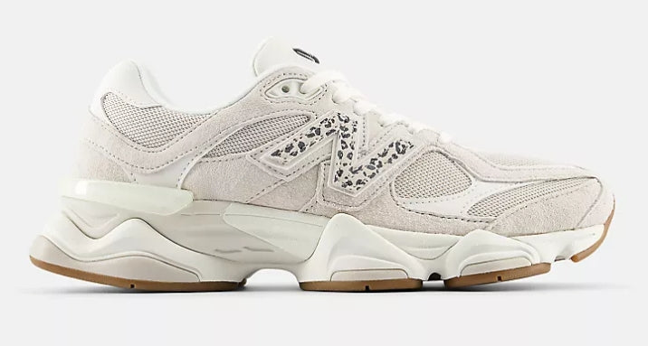NEW BALANCE 9060 MOONBEAM con SEA SALT e Black